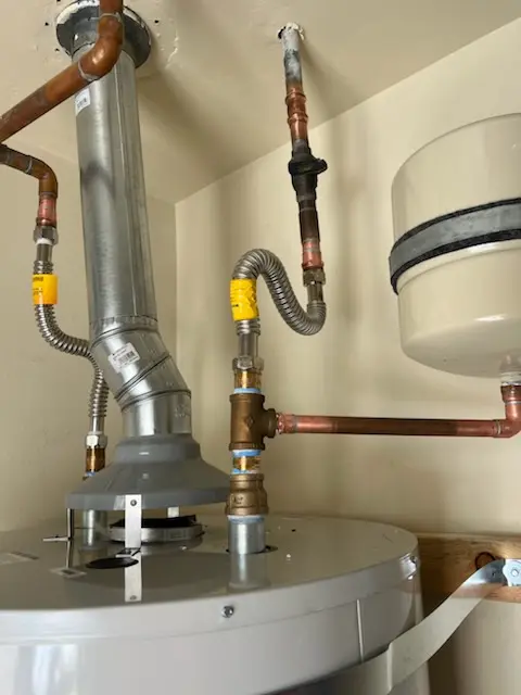 Water heater installation and plumbing repair in Spring Hill